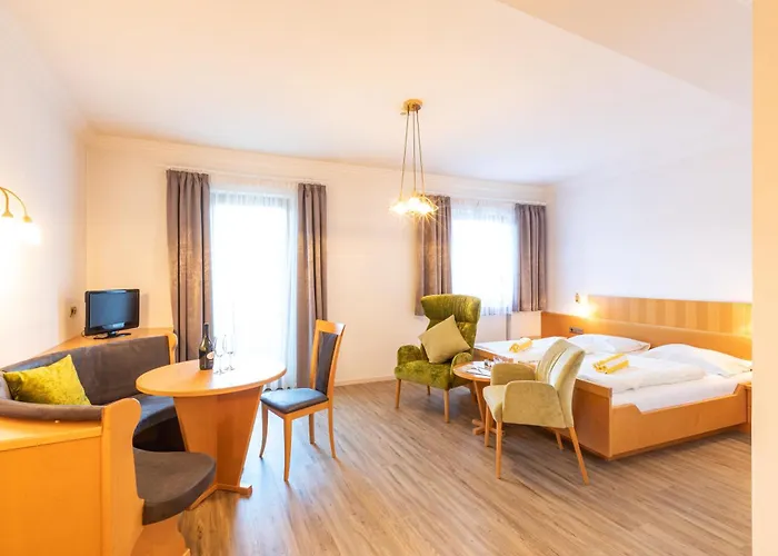 Hotel Winzerhof