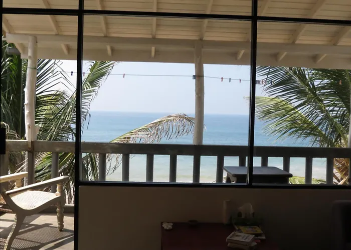 Mountain Wave Hotel And Surfshop