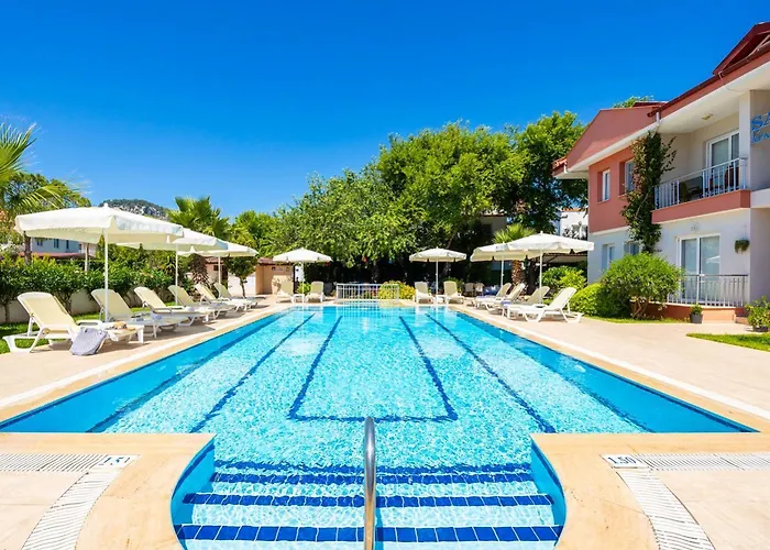 Safak Oasis Hotel
