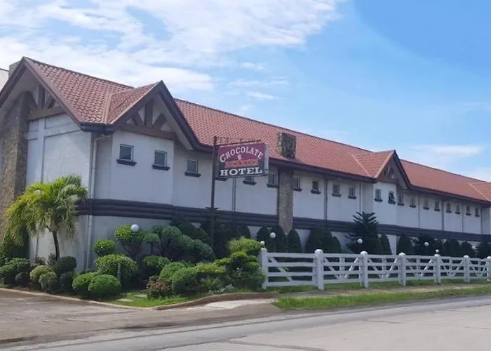 Chocolate And Berries Hotel