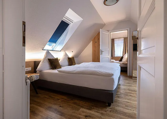 Hotel Neuwarft