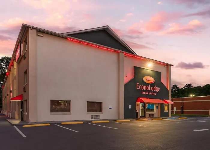 Econo Lodge Inn & Suites Virginia Beach - Norfolk