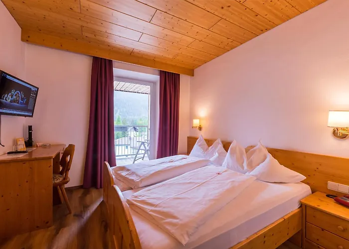 Hotel Dolomiten