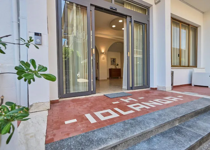 Hotel Jolanda