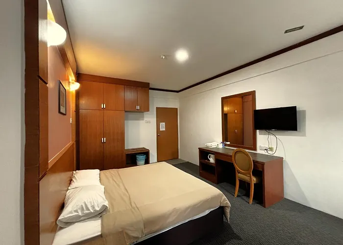 Cool Point Hotel