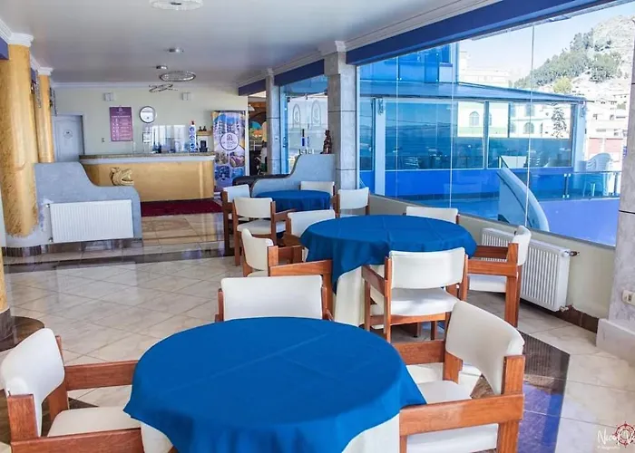 Hotel Lago Azul