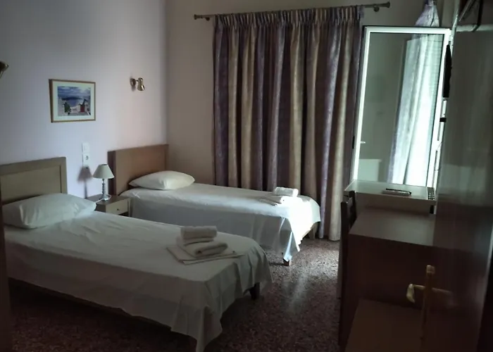 Hotel Ion