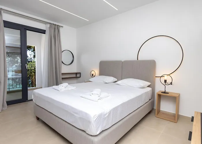 Lithitsa Lofts And Suites