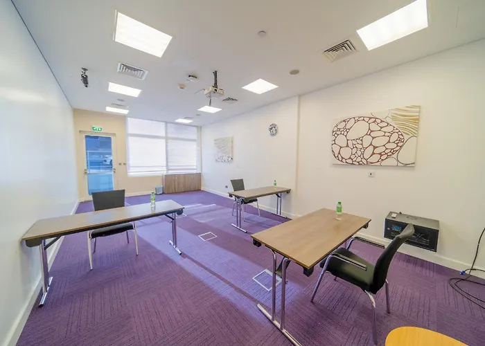 Premier Inn Abu Dhabi Airport Business Park