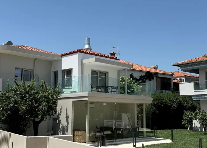 Studio Nikiti Beach