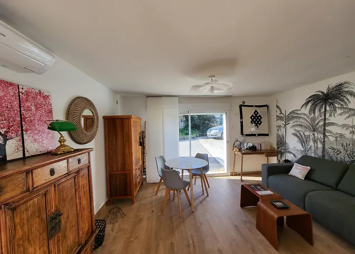 Studio indépendant avec terrasse à Juan les Pins