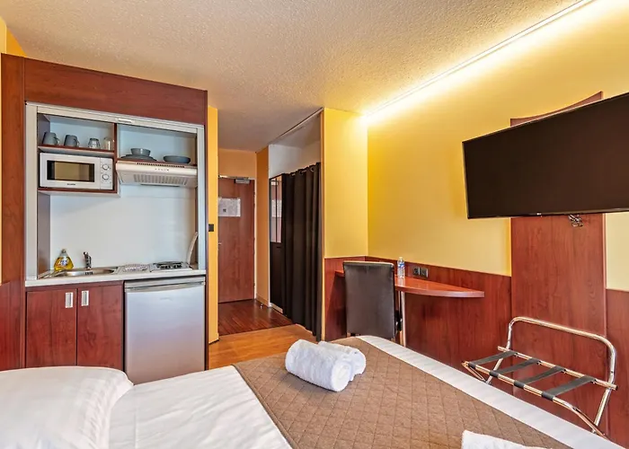 Logis Hotel Center