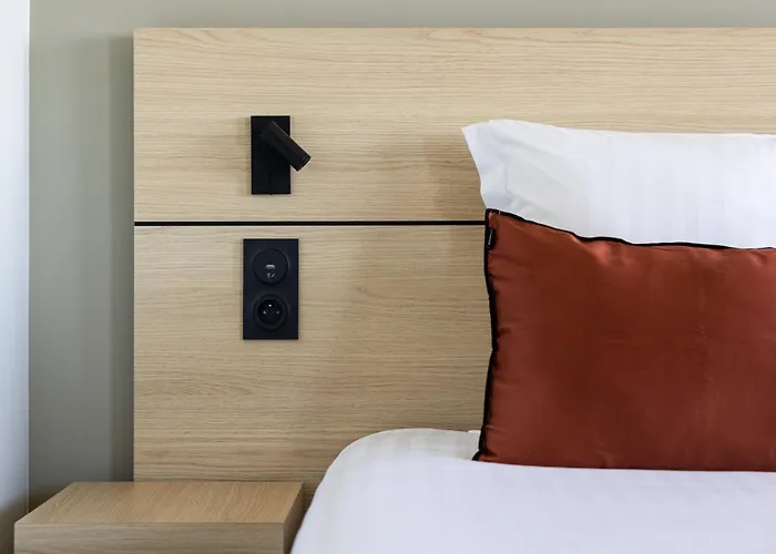 Hotel Akena Troyes - La Chapelle St-Luc