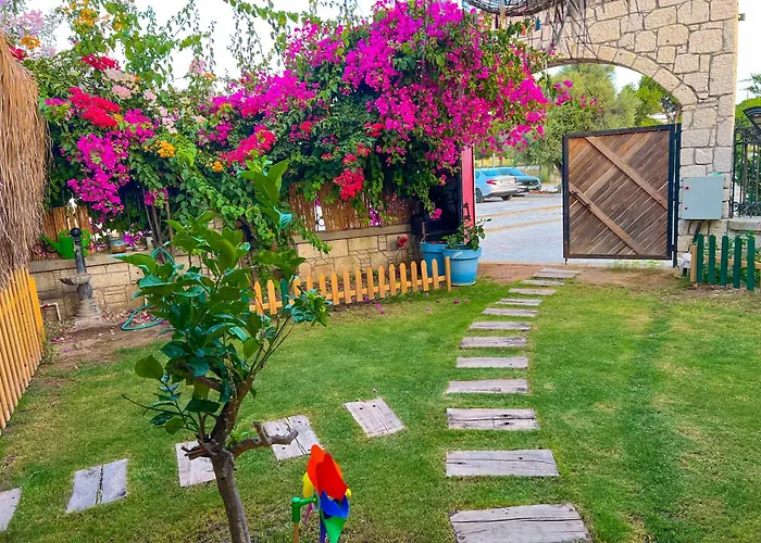 Alacati Xl Luxury Hotel