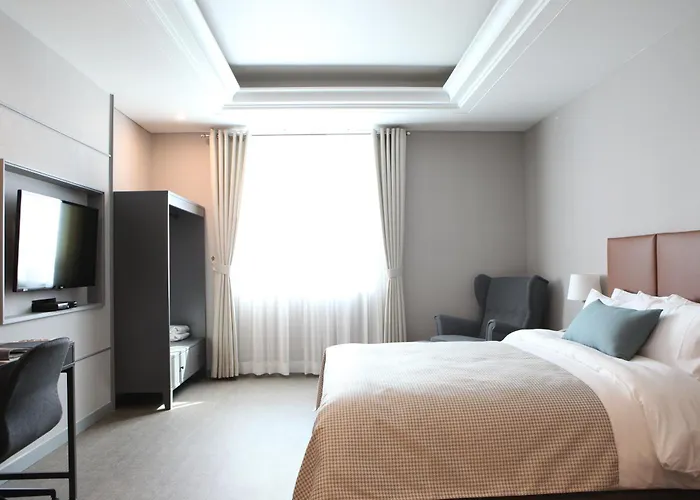 Polaris Hotel