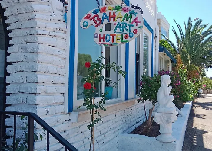 Bahama Art Hotel