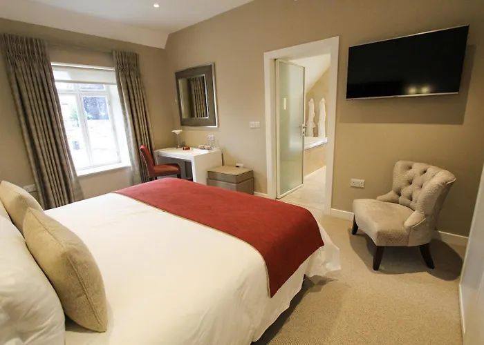 Cae Court Hotel