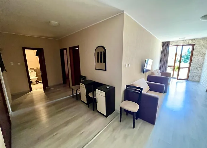 Vadim Apartments in Panorama Beach Vigo Nessebar