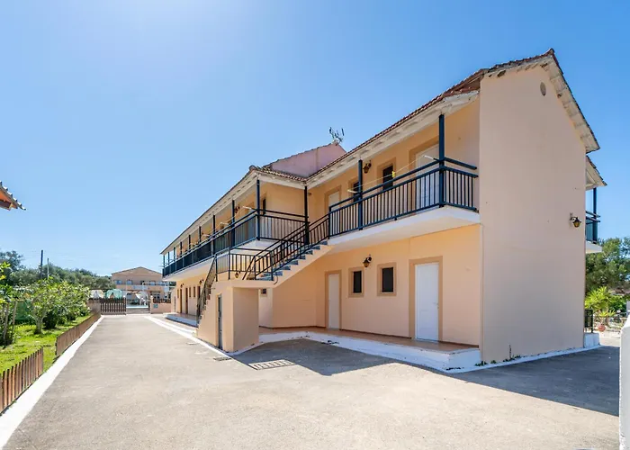 Sandy Beach Complex - Poolside Studios & Seaside Apartments Kavos