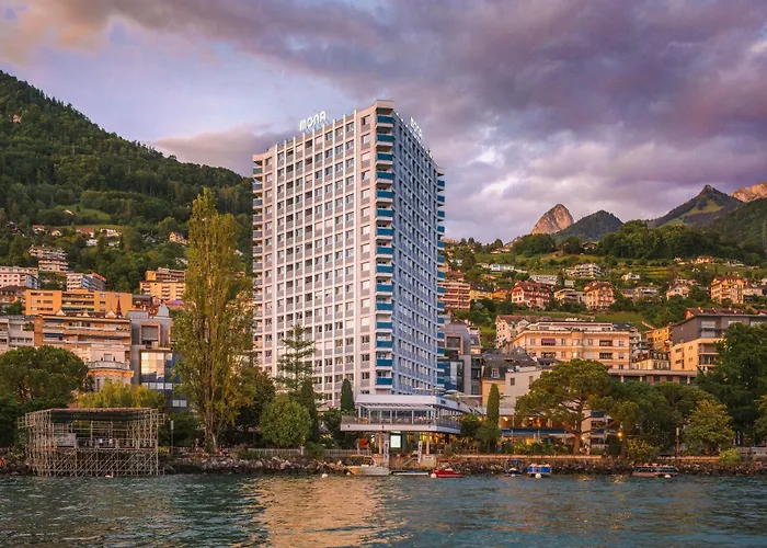 Hotel Mona