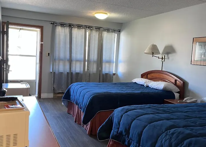 Knights Inn - Park Villa Motel, Midland