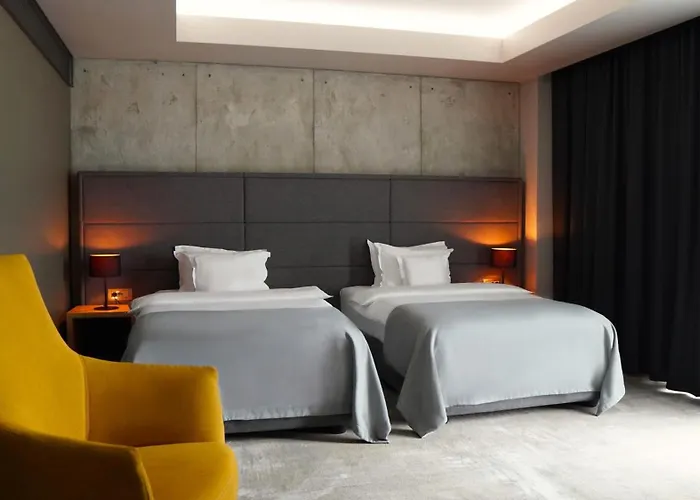 Aniroc Signature Hotel