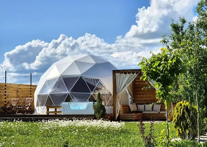 Jewelberry Glamping Hotel Tbilisi