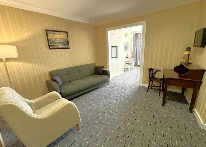 Tekirdag Yat Hotel