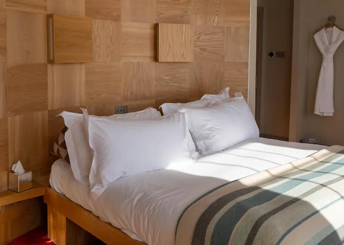 Drakes Hotel