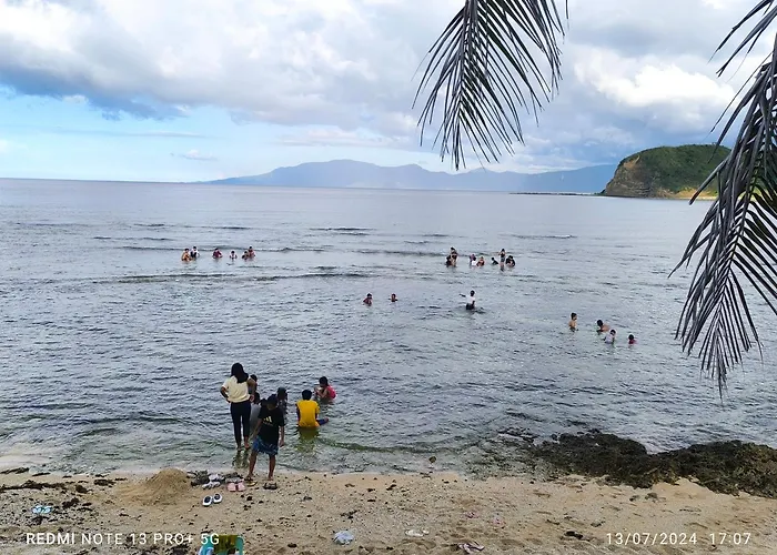 Jay Henry Transient Beach House, B Pagudpud, Blue Lagoon Beach