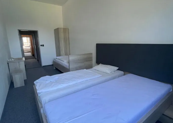 Hotel Stadion Hradec Kralove