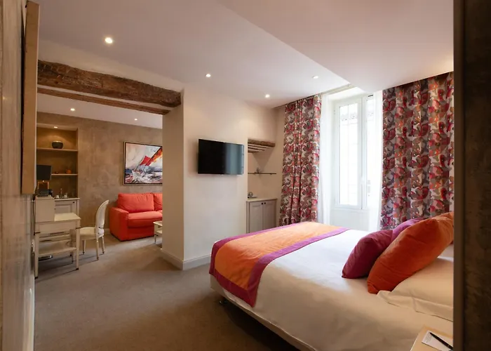 Hotel Golf & Spa Chateau De La Begude The Originals Collection