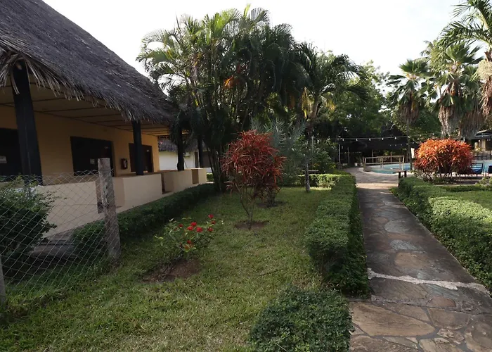 Makuti Villas Resort