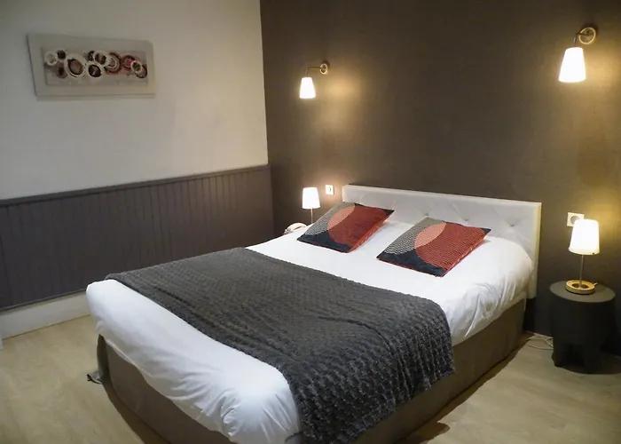 Brit Hotel Roanne - Le Grand Hotel