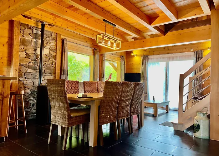Logis Hotel Les Chatelmines