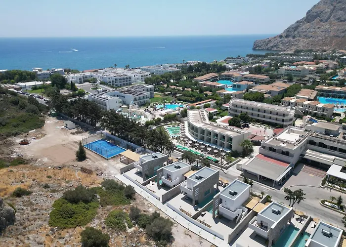 Delfinia Resort