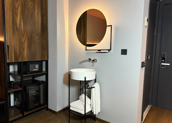 Design Hotel & Private Spa - Tbilisi Edition