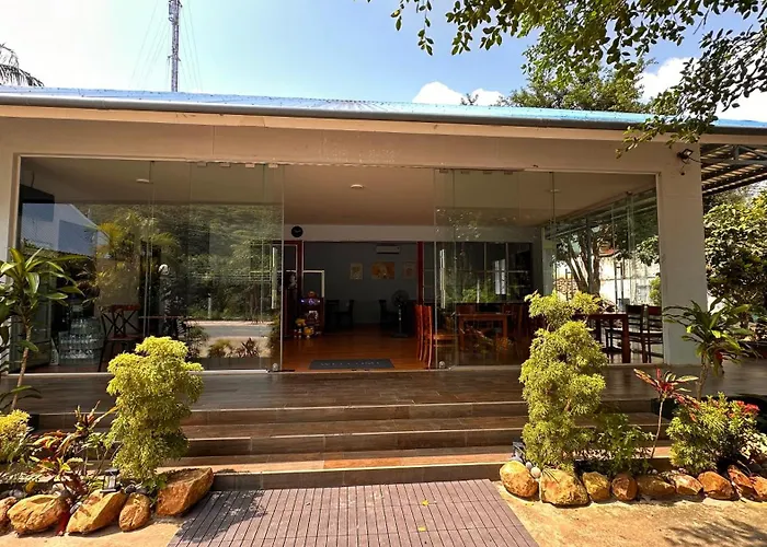 Bungalow Hotel