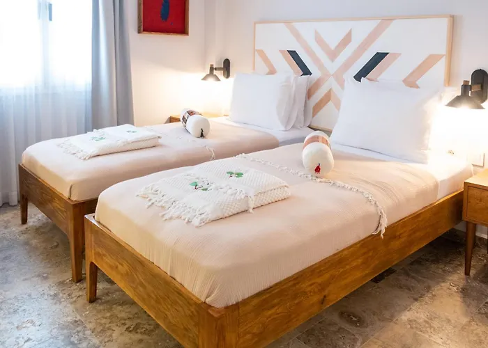 Pom Alacati Boutique Otel