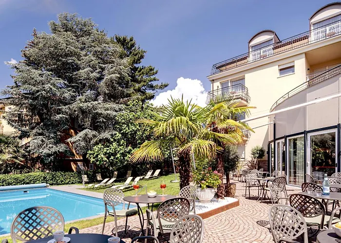 Hotel Villa Laurus