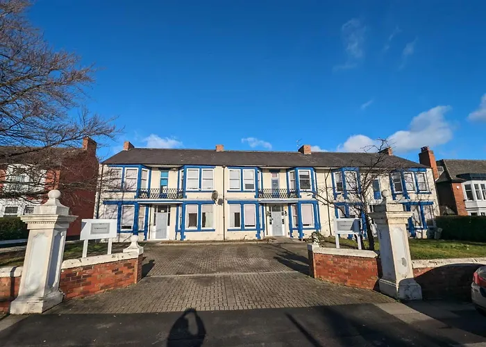 Eastbourne Lodge