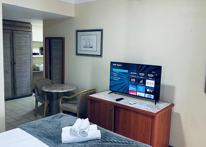 Flat 10 andar Hotel Costa Mar acesso direto praia