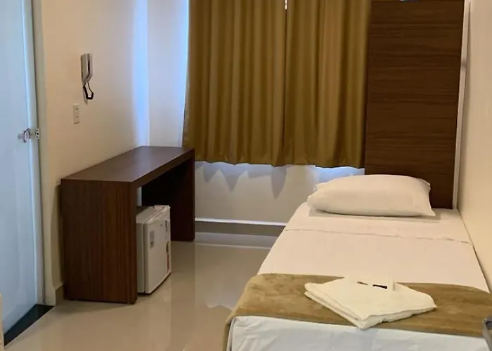Lazzarus Hotel