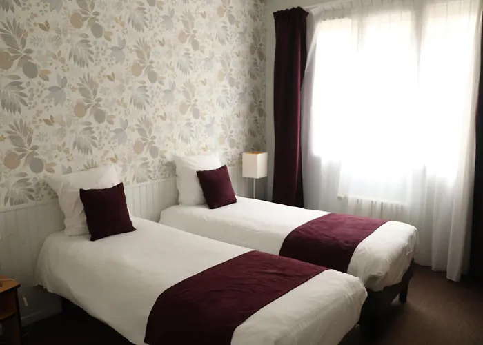 Logis Hotel-Restaurant La Coupe D'Or