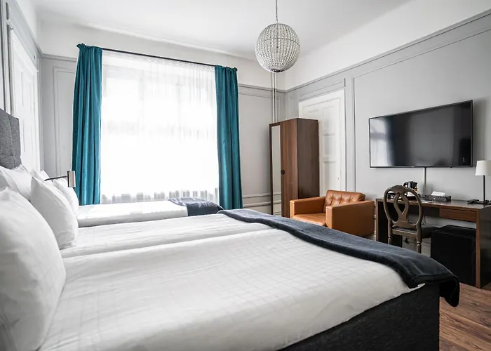 Queen'S Hotel By First Hotels