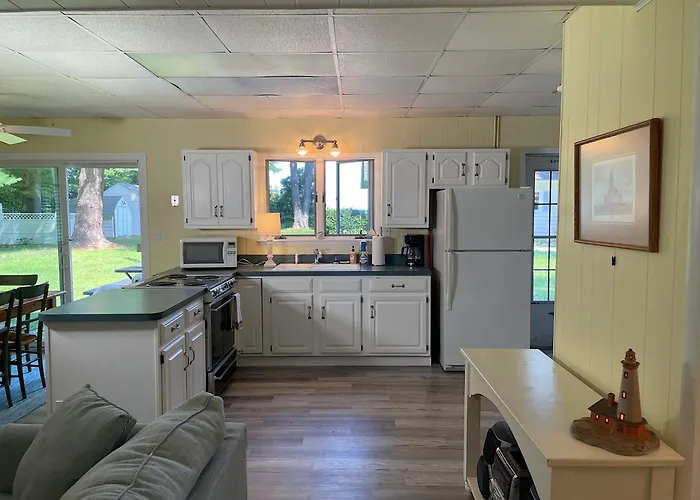 Waterfront Cottages In Lexington Vacation Homes