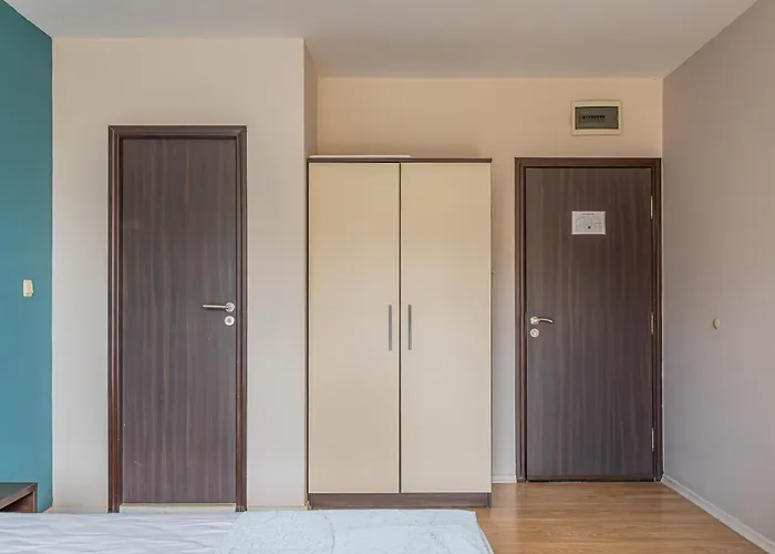 Valeo Hotel