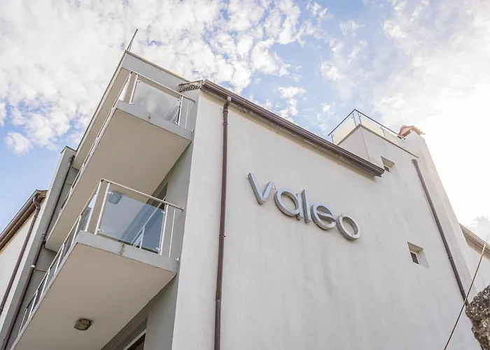 Valeo Hotel
