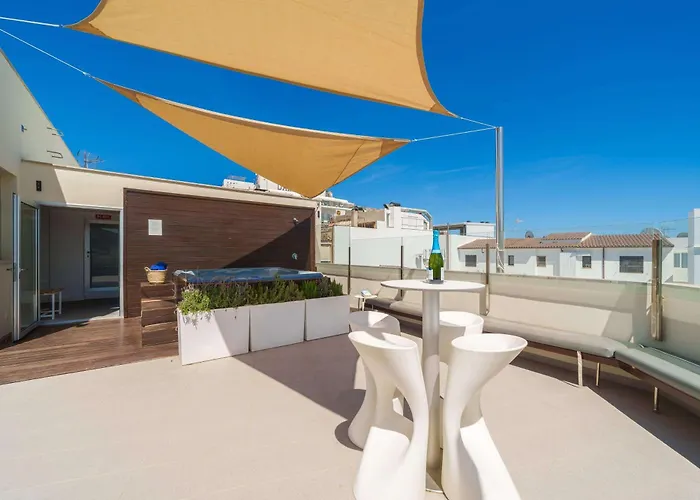 Mar Calma Hotel