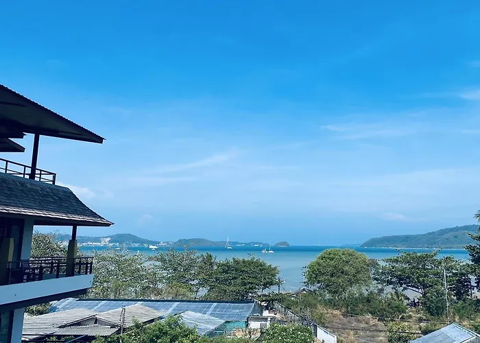 Aqua Resort Phuket - Near Beach And Chalong Pier